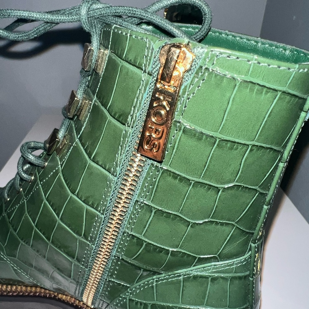 Green Crocodile-Embossed Lace-Up Micheal Kors Boots - Picture 6 of 8